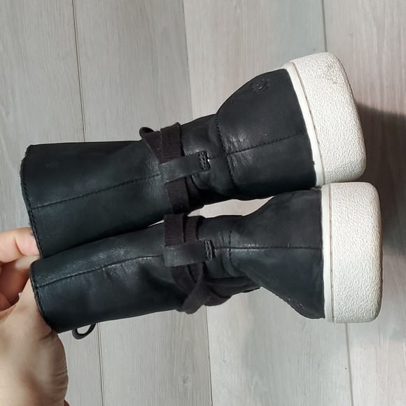 Ugg Australia Starlyn High top lace up Leather Boots sneakers shoes 9.5 - Picture 7 of 14